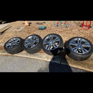 OEM Mercedes wheels with tires